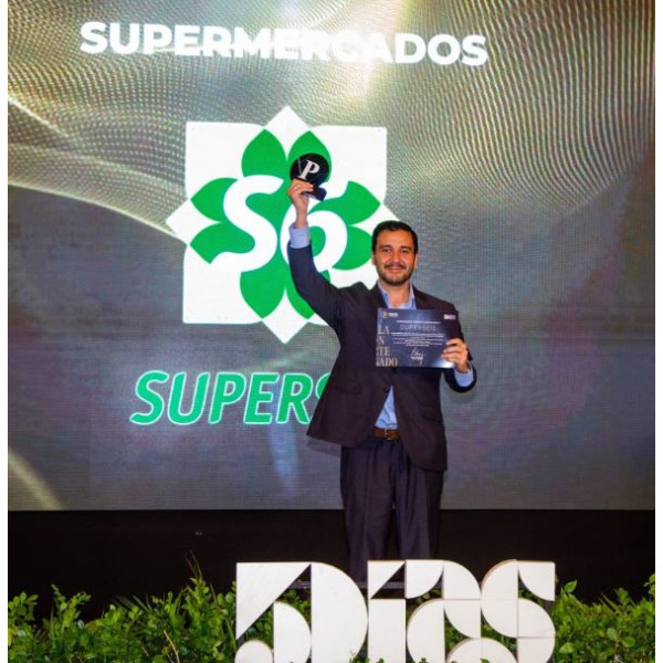 Noveno Premio Prestigio para Superseis en Liderazgo, Reputación e Innovación.